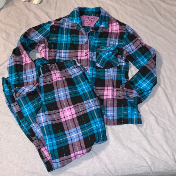 Victoria’s Secret plaid flannel pajama set - Picture 1 of 6